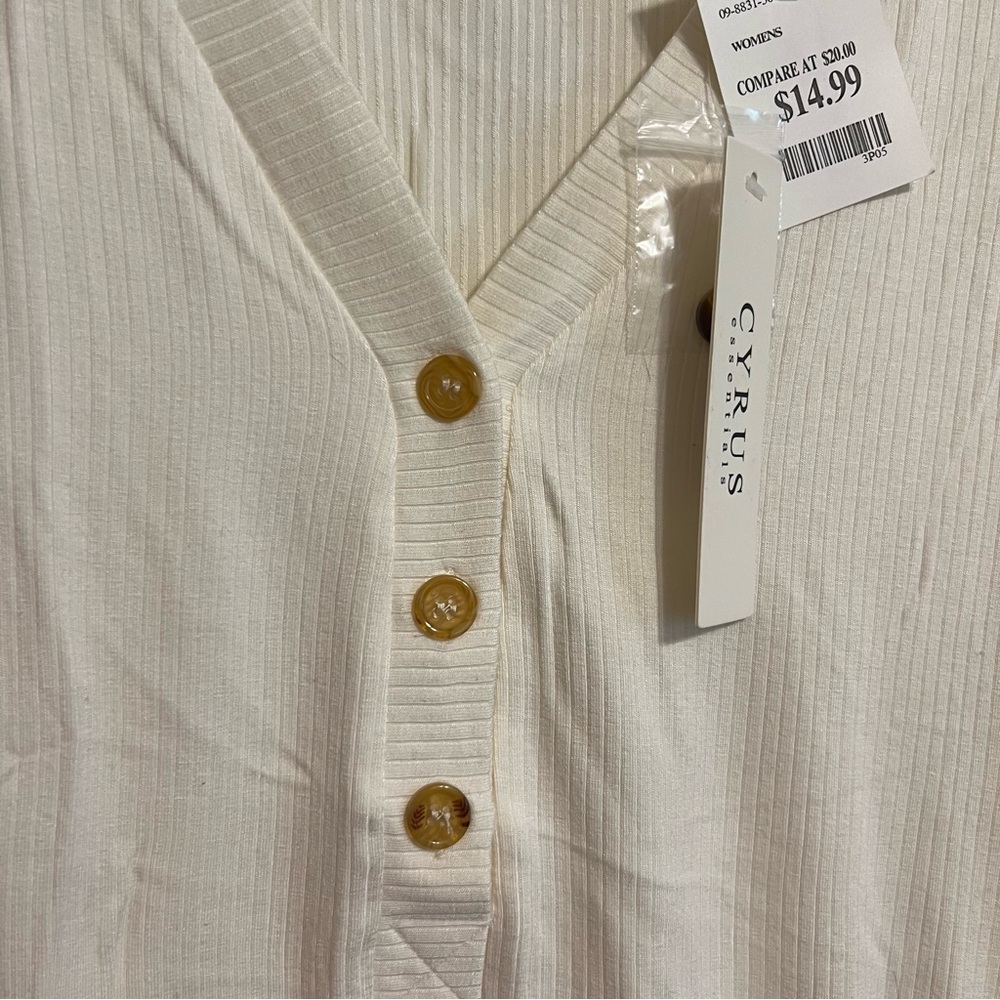 Cyrus Ribbed Ivory Henley Top - Picture 2 of 4